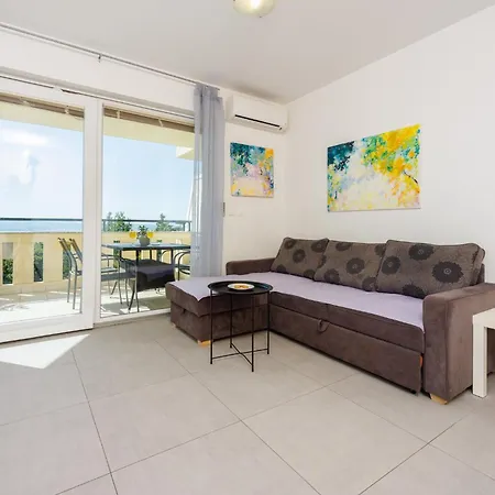 Petak 3 Apartment